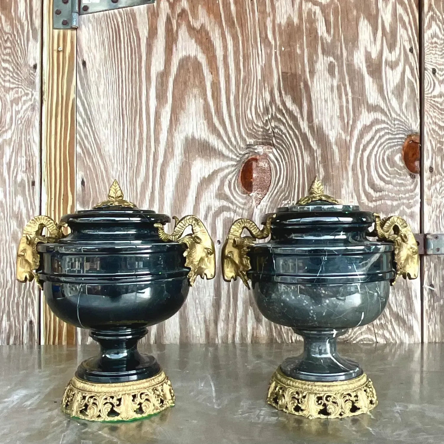 Vintage Boho Black Marble and Brass Ram’s Head Lidded Urns - a Pair — additional photo 4
