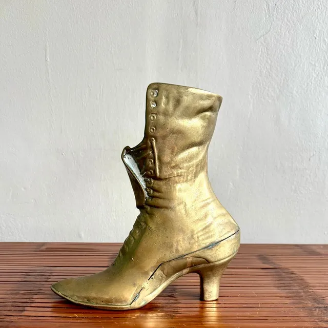 Vintage Boho Brass Victorian Boot Vase — additional photo 4