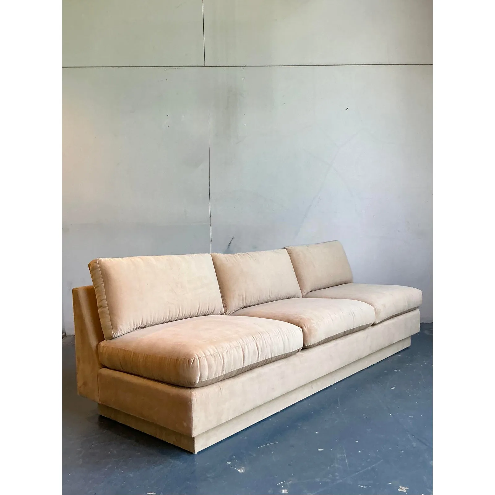 Vintage Boho Camel Slipper Sofa — additional photo 3