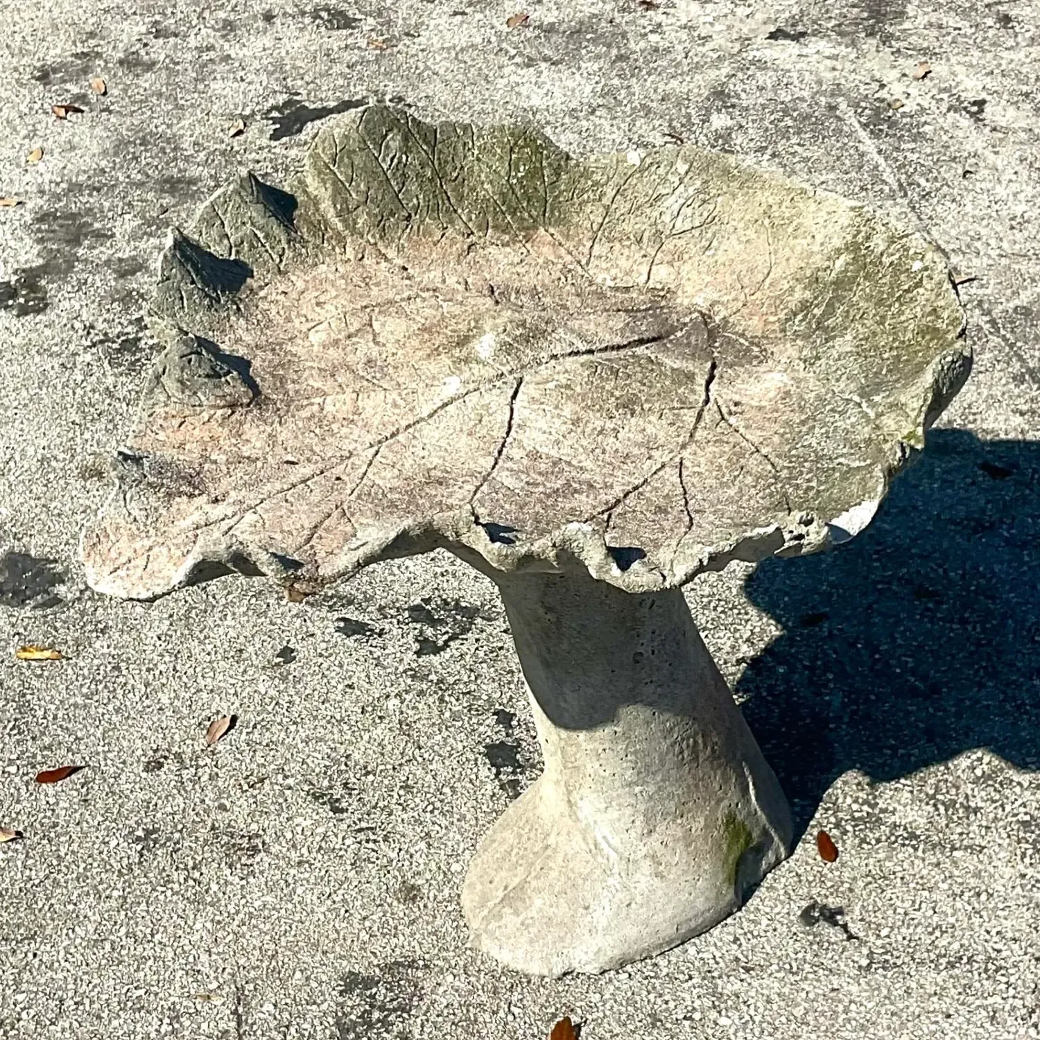 Vintage Boho Cast Cement Leaf Birdbath — additional photo 3