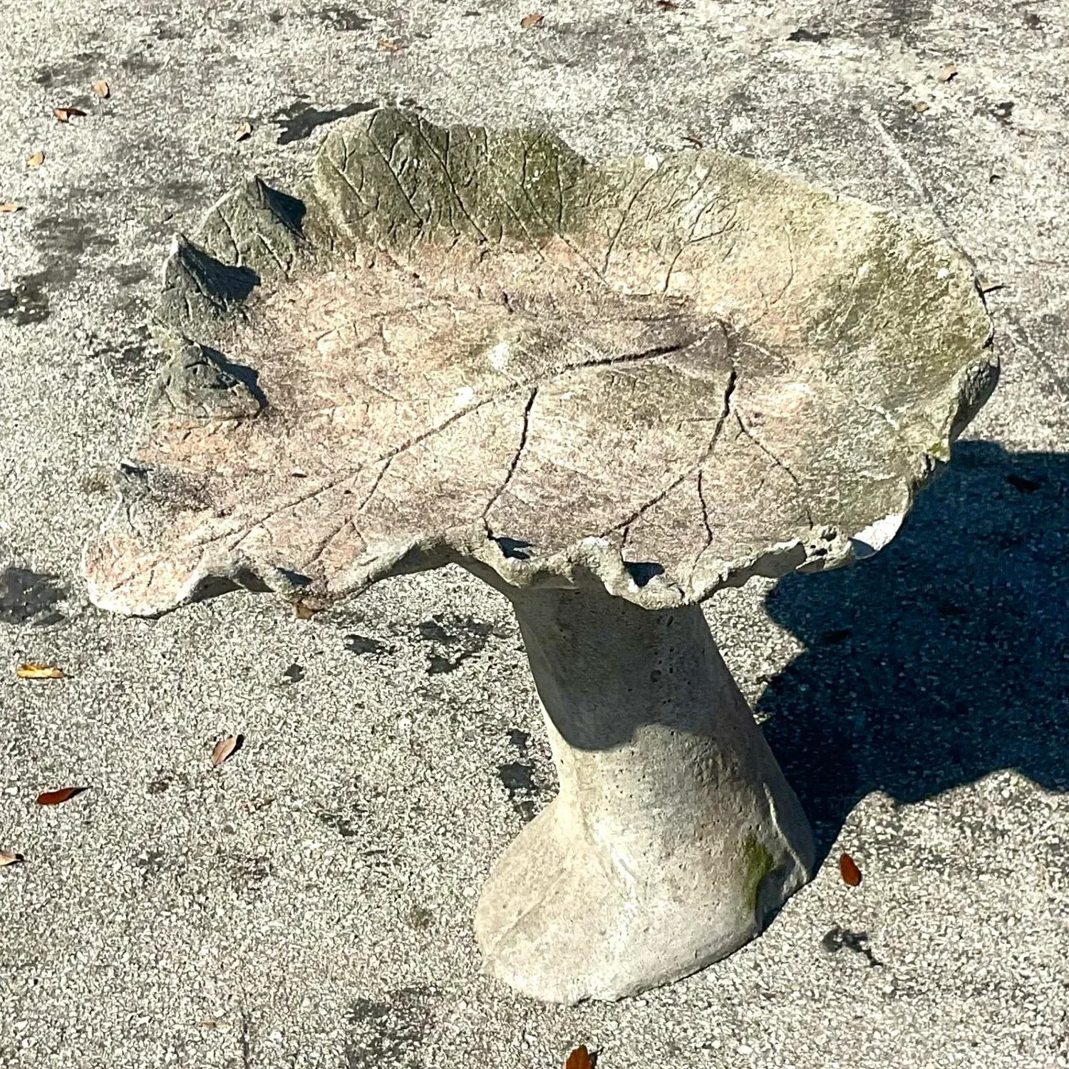 Vintage Boho Cast Cement Leaf Birdbath — additional photo 5