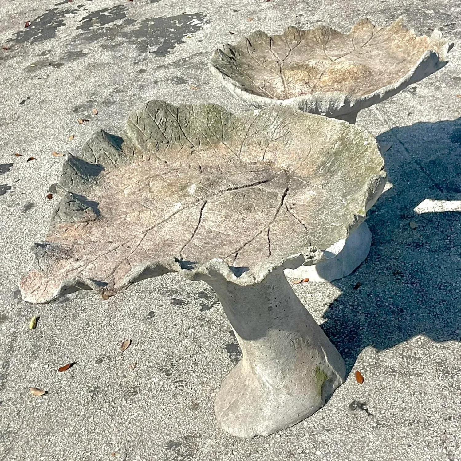 Vintage Boho Cast Cement Leaf Birdbath — additional photo 6
