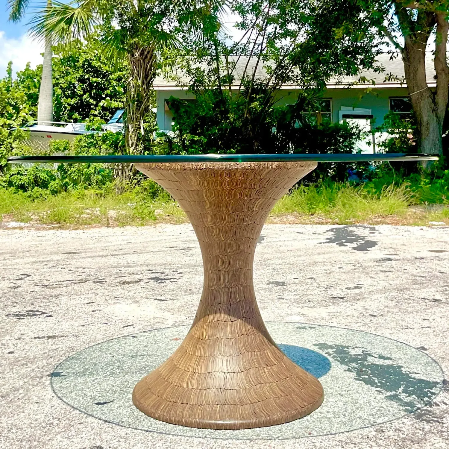 Vintage Boho Coconut Shell Pedestal Dining Table — additional photo 7