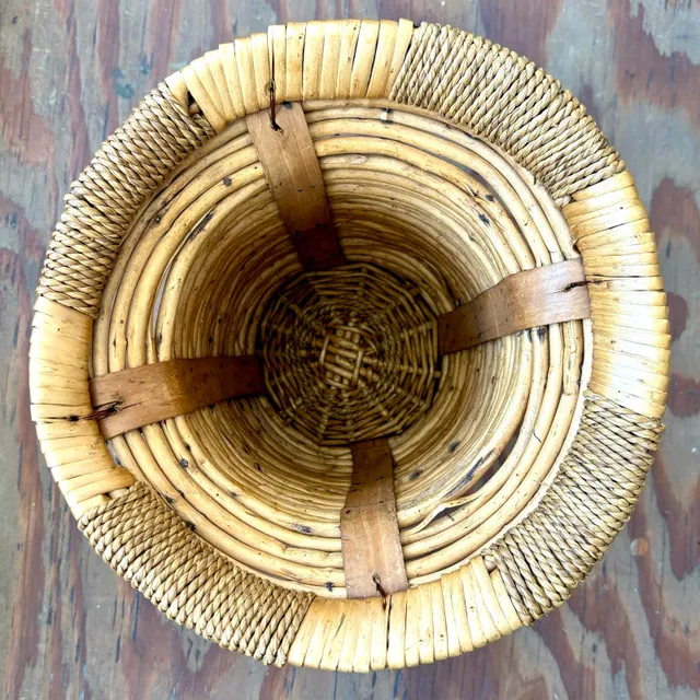 Vintage Boho Coiled Pencil Reed Vase — additional photo 2