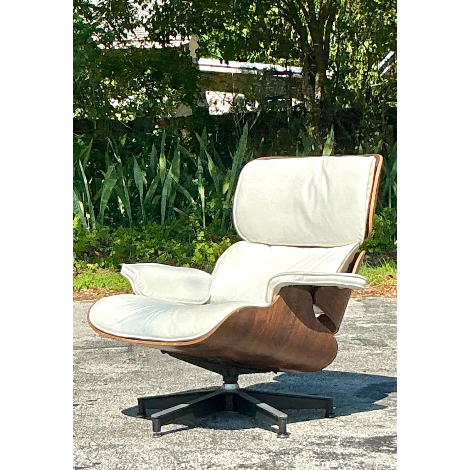 Vintage Boho Eames for Herman Miller Lounge Chair — additional photo 5