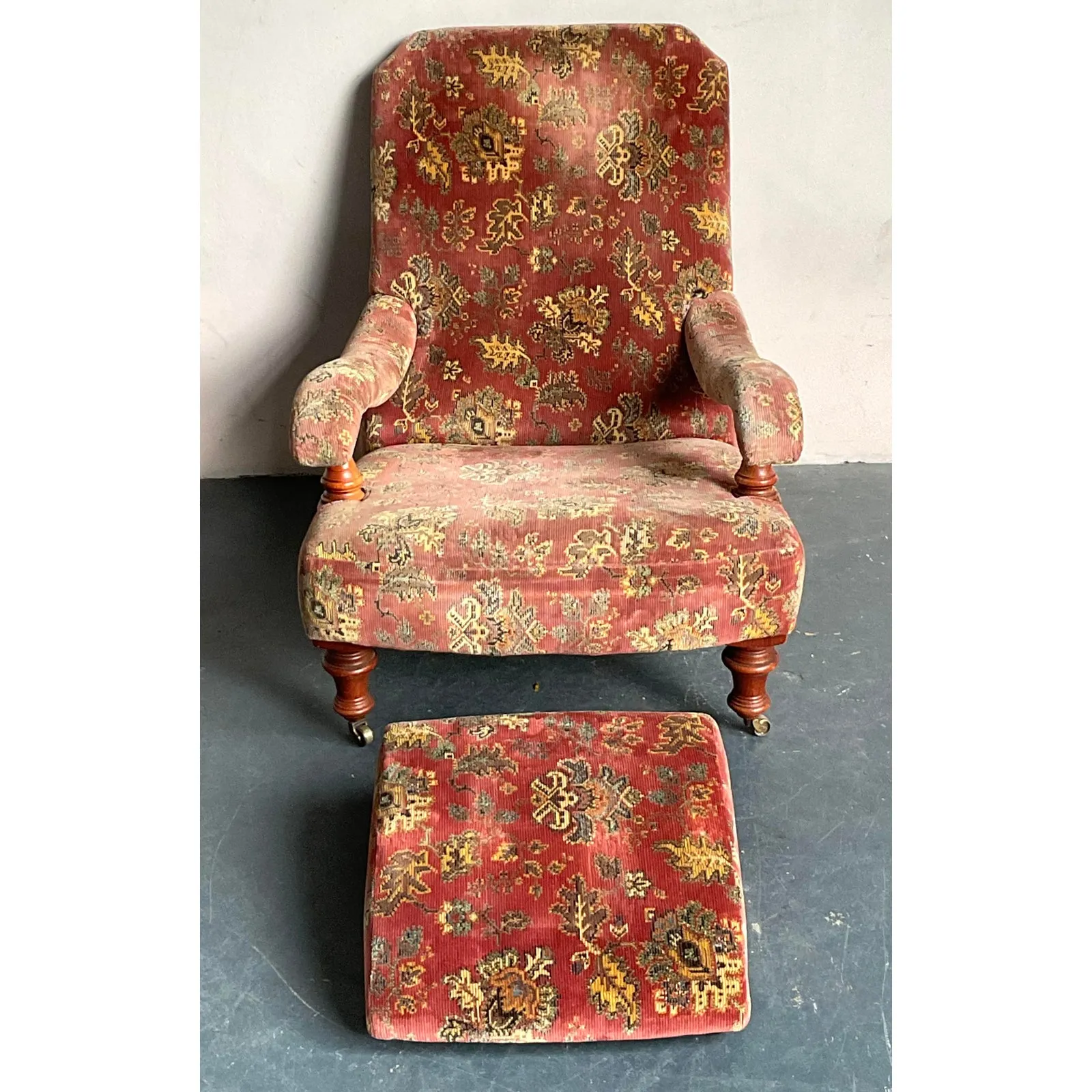Vintage Boho Edwardian Steamer Chair and Foot Rest — additional photo 4