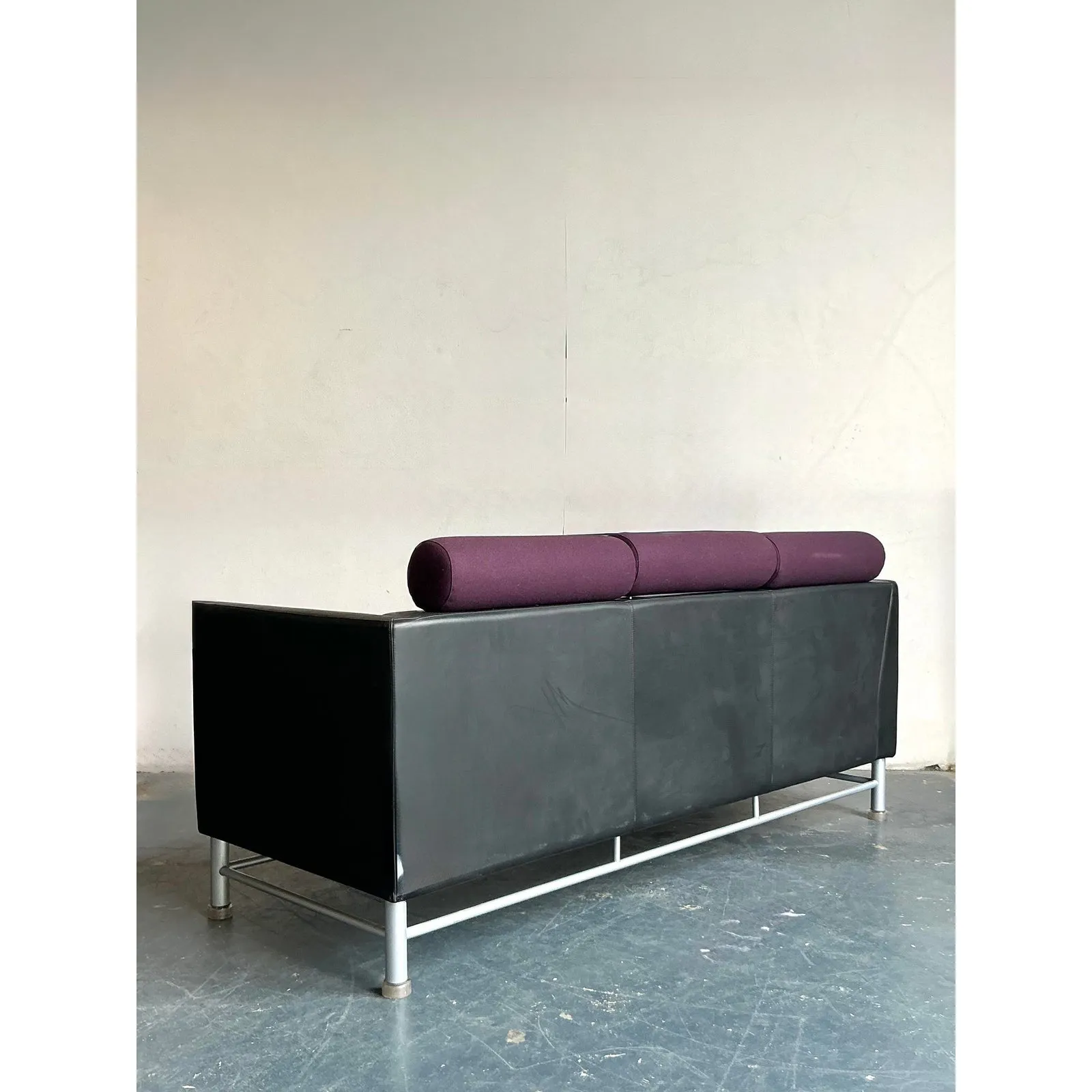 Vintage Boho Ettore Sottsass for Knoll Postmodern Sofa — additional photo 4