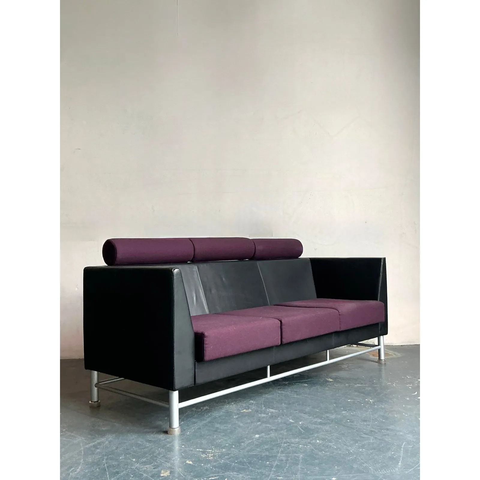 Vintage Boho Ettore Sottsass for Knoll Postmodern Sofa — additional photo 6