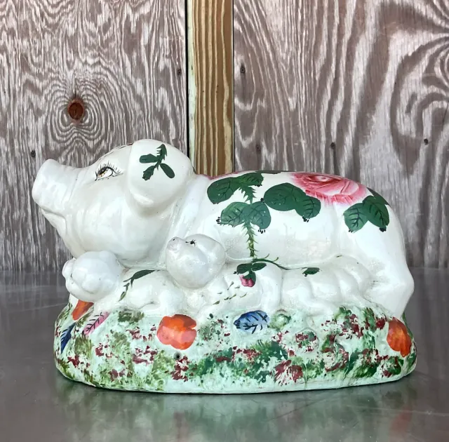 Vintage Boho Hand Painted Ceramic Pig Family — additional photo 1