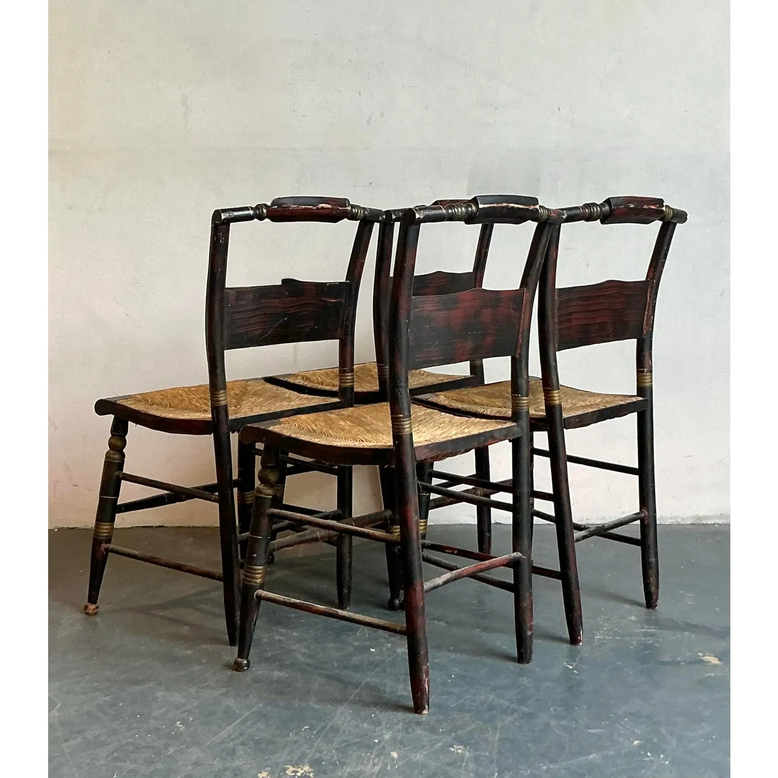 Vintage Boho Hand Painted Hitchcock Chairs - Set of Four — additional photo 3