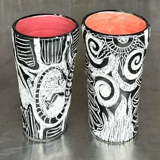 Vintage Boho Hand Painted Studio Pottery Figurative Vases - Set of 2 — additional photo 5