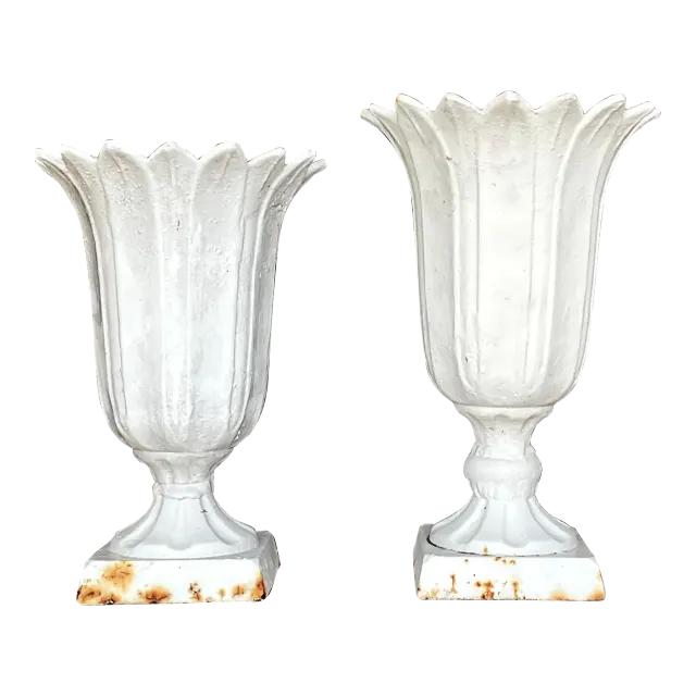 Vintage Boho Henderson Iron Works Petal Urns - Set of Two — additional photo 2