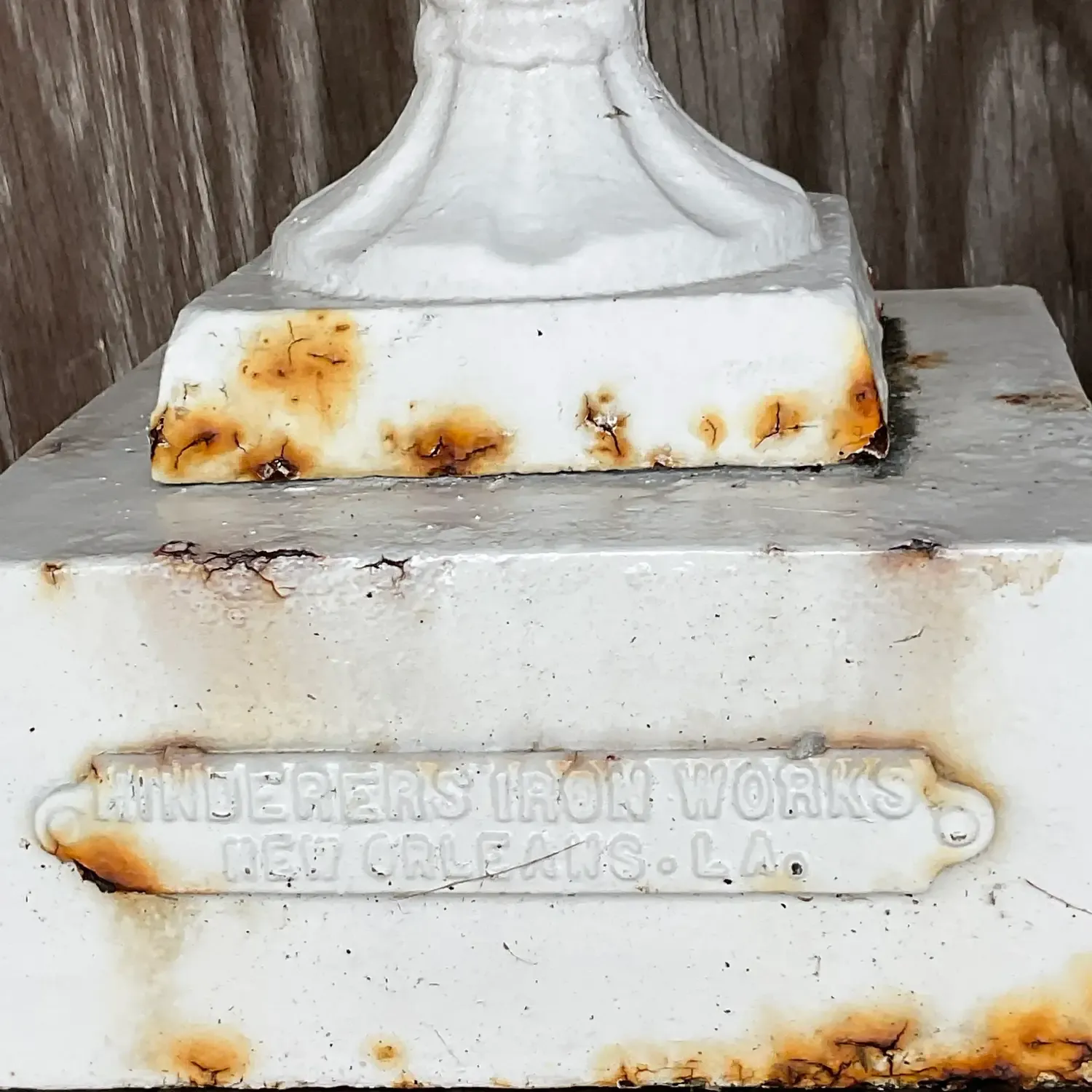 Vintage Boho Henderson Iron Works Petal Urns - Set of Two — additional photo 8