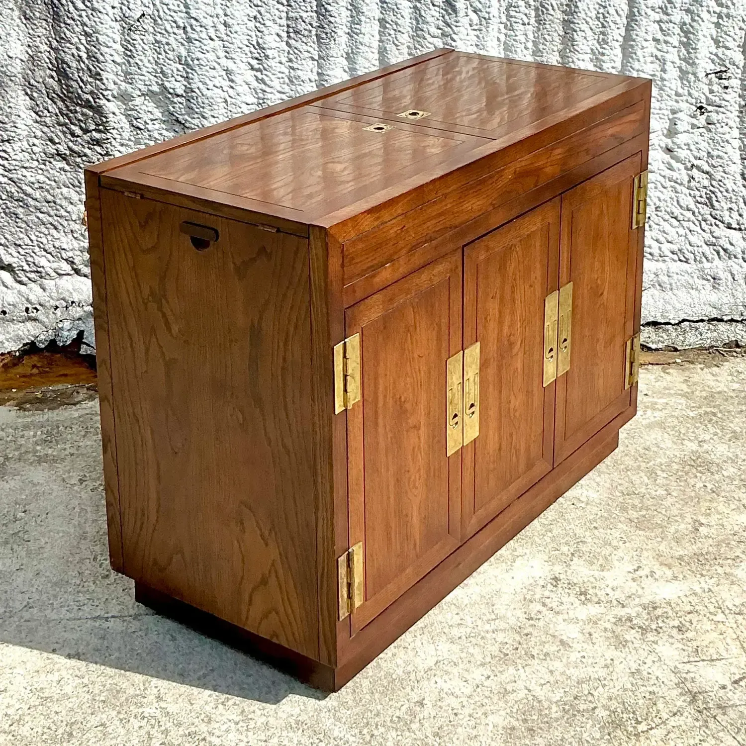 Vintage Boho Henredon Campaign Dry Bar — additional photo 2
