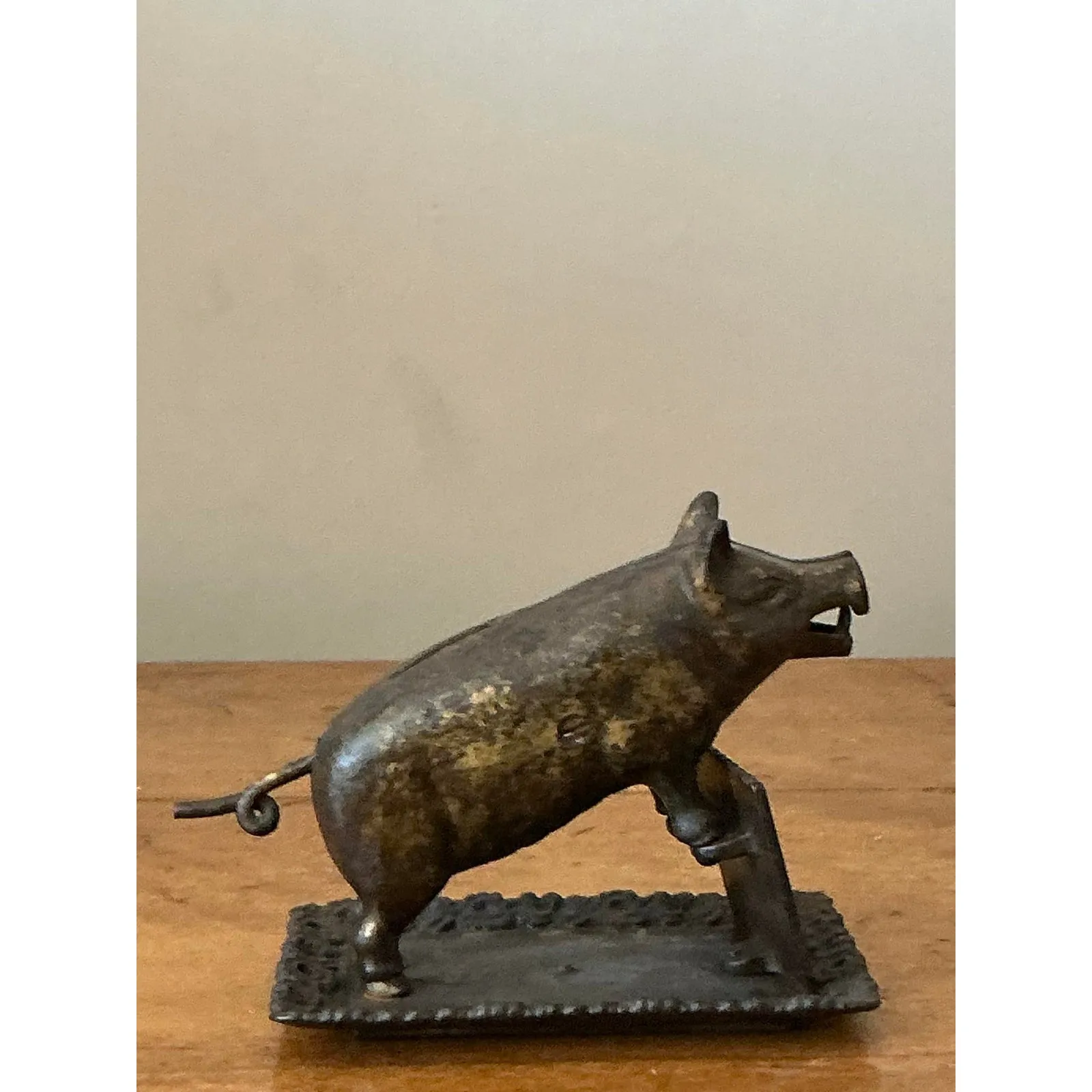 Vintage Boho Joe Wise Patinated Pig Cigar Cutter — additional photo 4