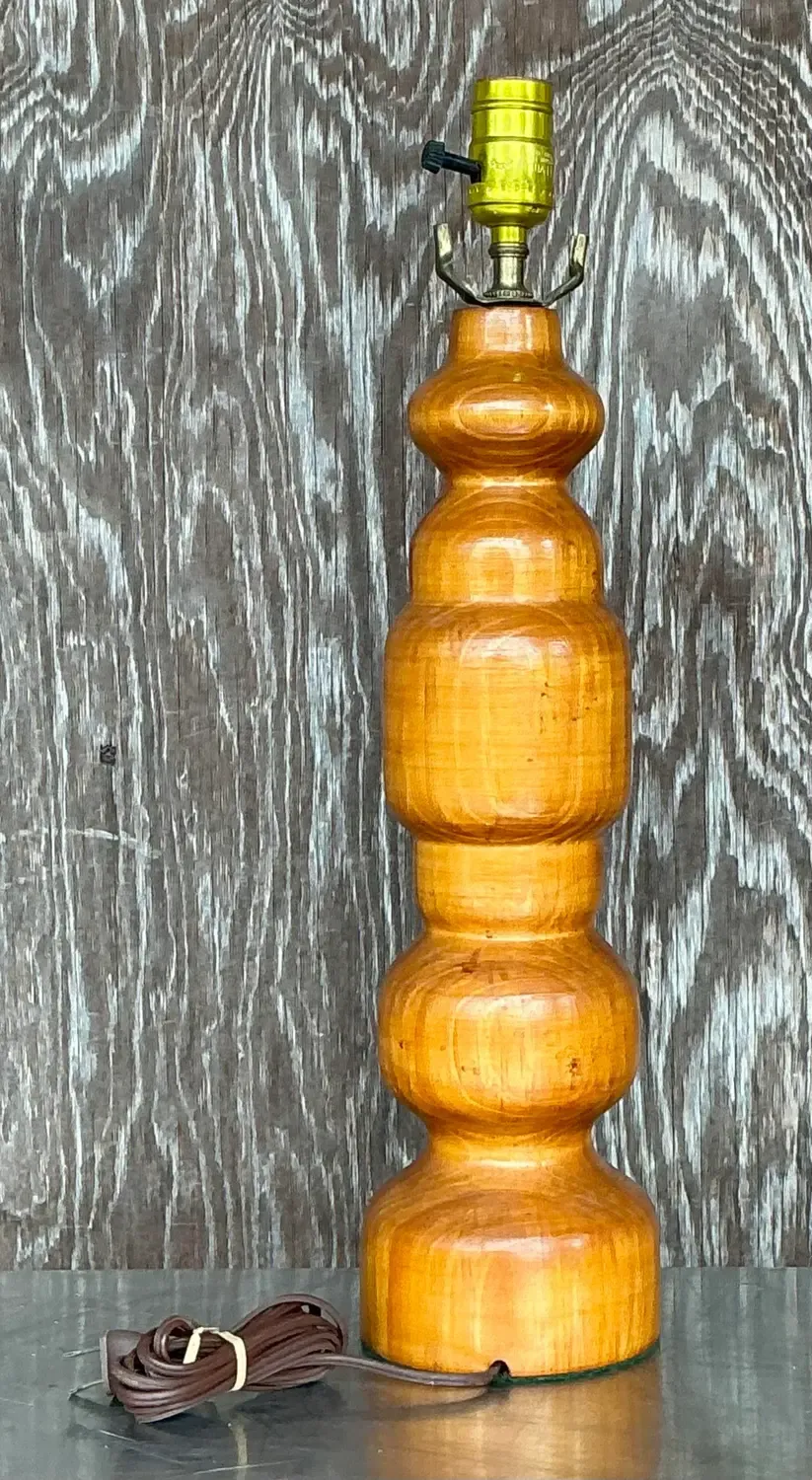 Vintage Boho Knotty Pine Turned Table Lamp — additional photo 4