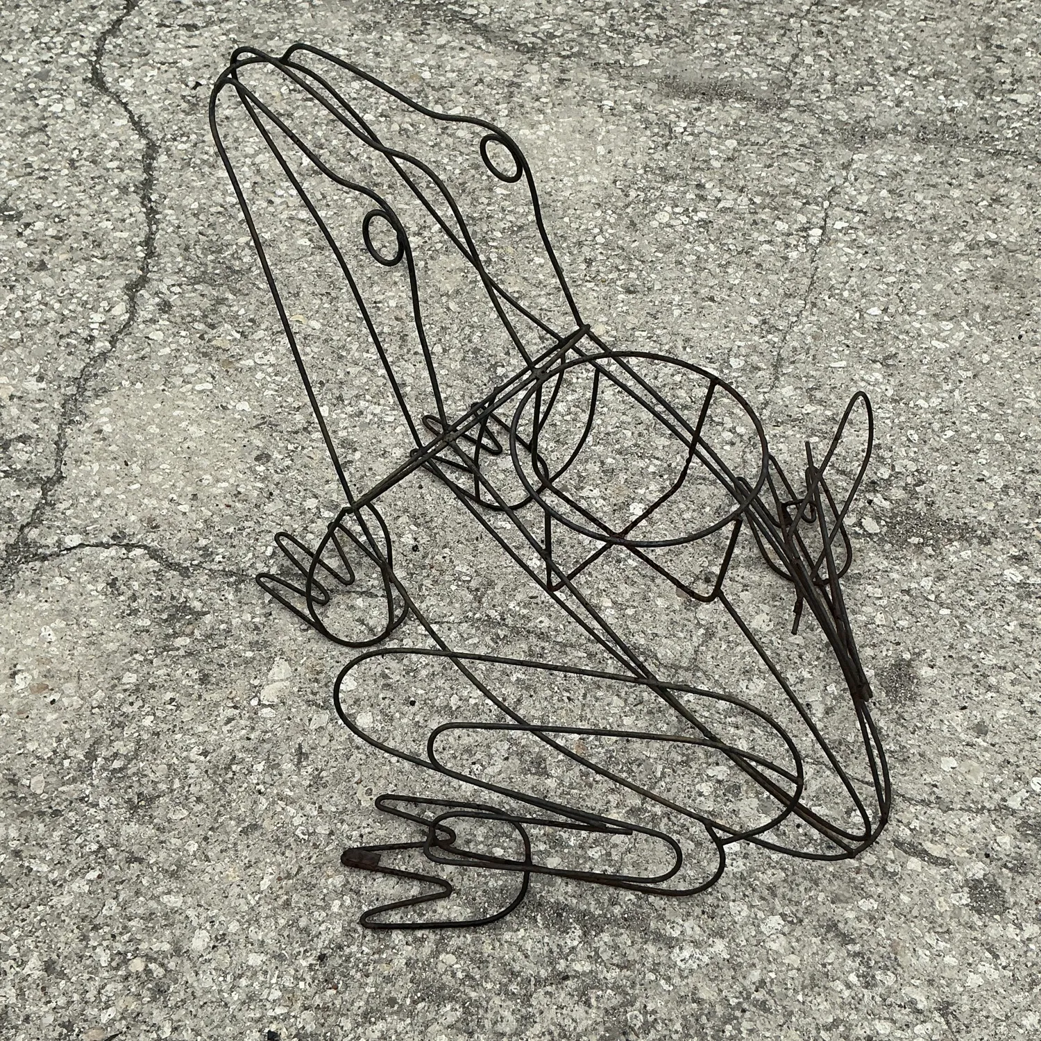 Vintage Boho Monumental Wire Frog Plant Holder — additional photo 1