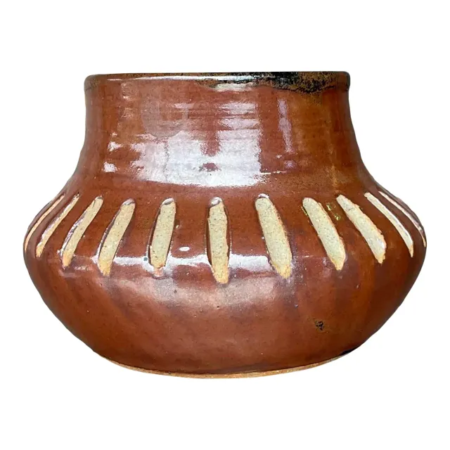 Vintage Boho Notched Studio Pottery Vase — additional photo 1