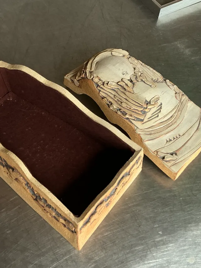 Vintage Boho Original Studio Pottery Lidded Box — additional photo 2