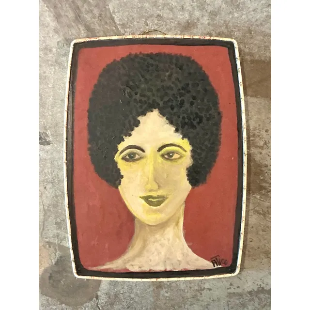 Vintage Boho Outsider Portrait on Resin Lid — additional photo 3