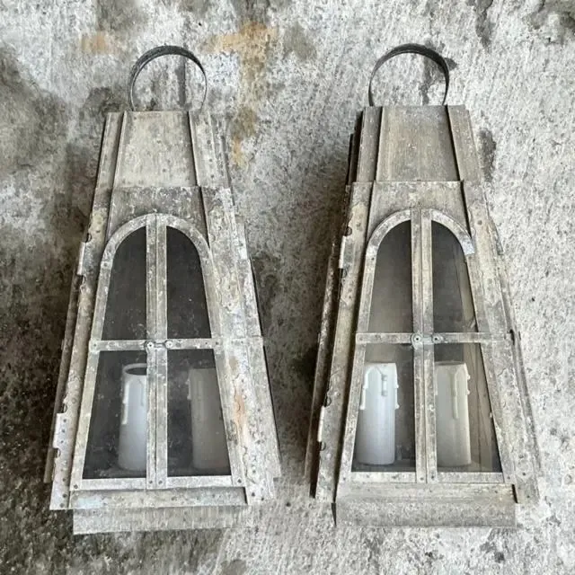 Vintage Boho Patinated Arts and Crafts Exterior Light Sconce - Glass, 9W x 20.25H — additional photo 2