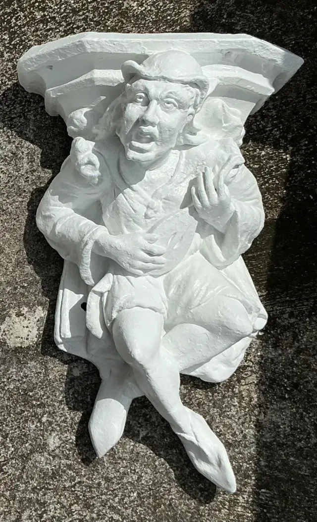 Vintage Boho Plaster Jester Brackets - a Pair — additional photo 4