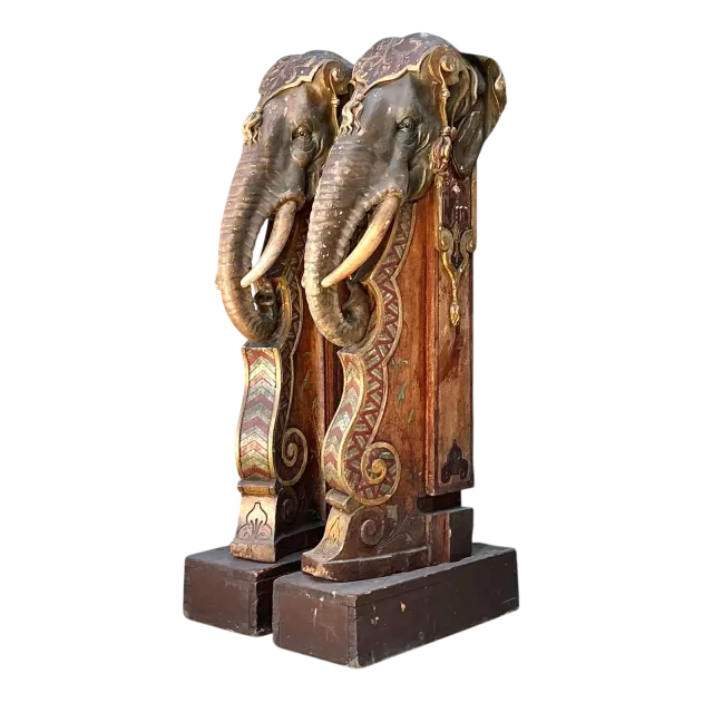 Vintage Boho Polychromed Elephant Statues - A Pair — additional photo 2