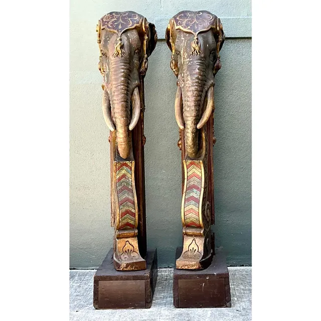 Vintage Boho Polychromed Elephant Statues - A Pair — additional photo 3