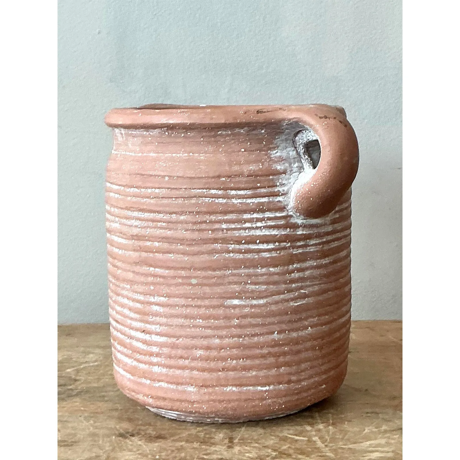 Vintage Boho Ribbed Studio Pottery Vase — additional photo 3