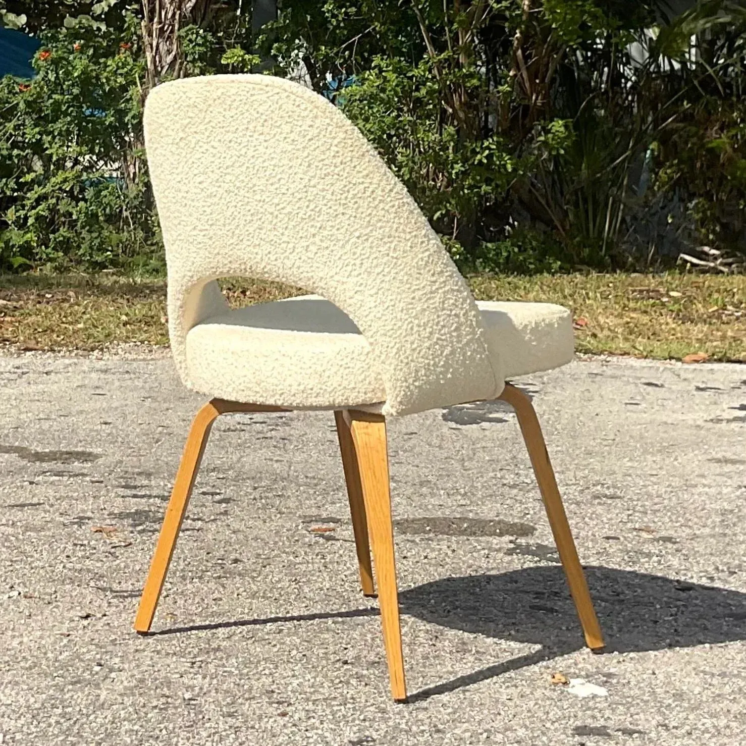 Vintage Boho Saarinen for Knoll Executive Armless Boucle Chair — additional photo 2