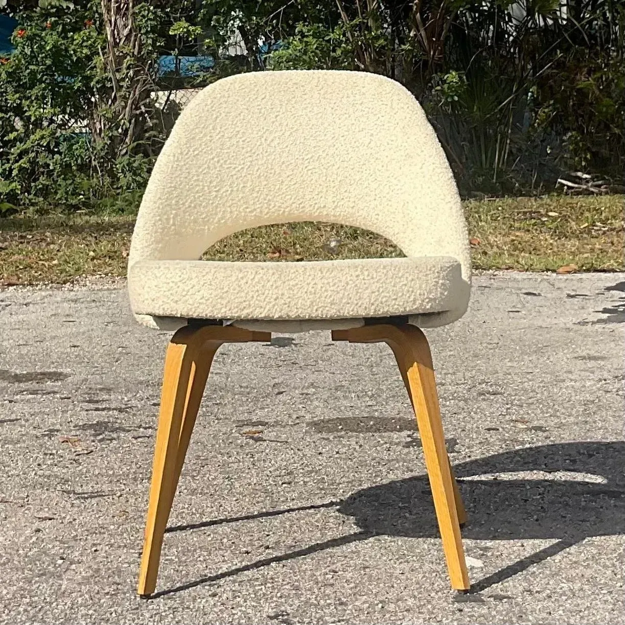 Vintage Boho Saarinen for Knoll Executive Armless Boucle Chair — additional photo 5