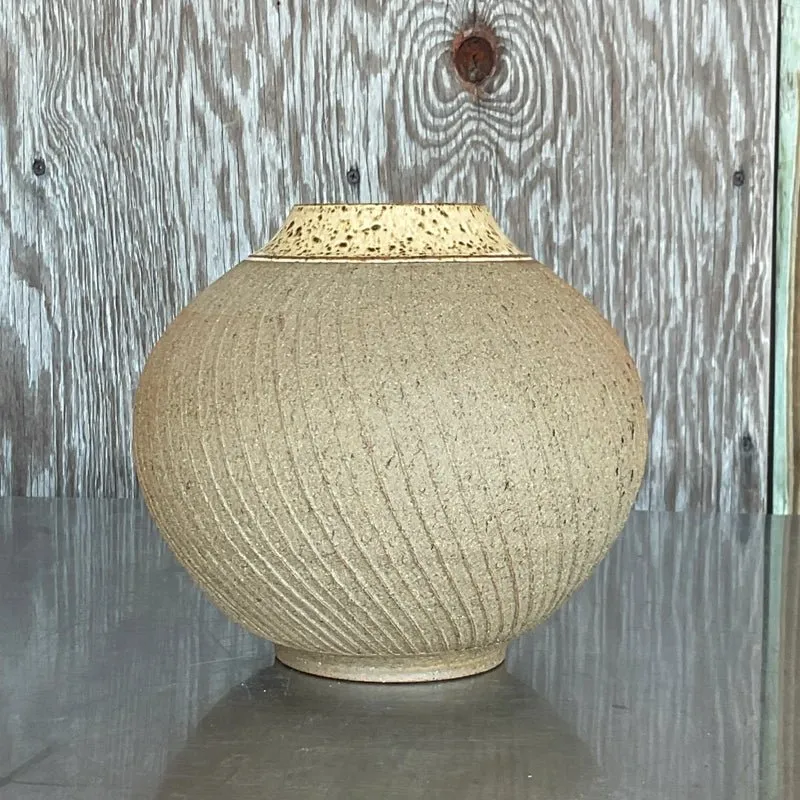 Vintage Boho Scored Studio Pottery Vase — additional photo 2