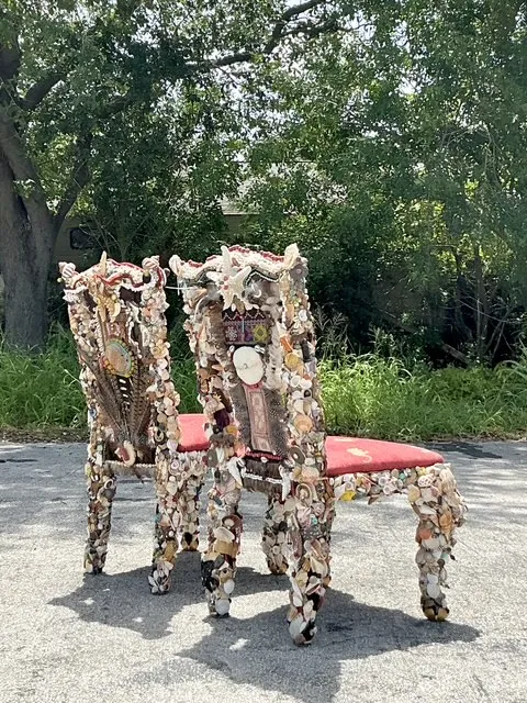 Vintage Boho Shell Encrusted Artisan Chairs - A Pair — additional photo 2