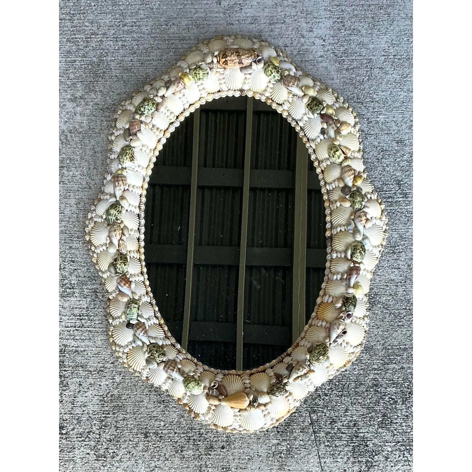 Vintage Boho Shell Encrusted Mirror — additional photo 3