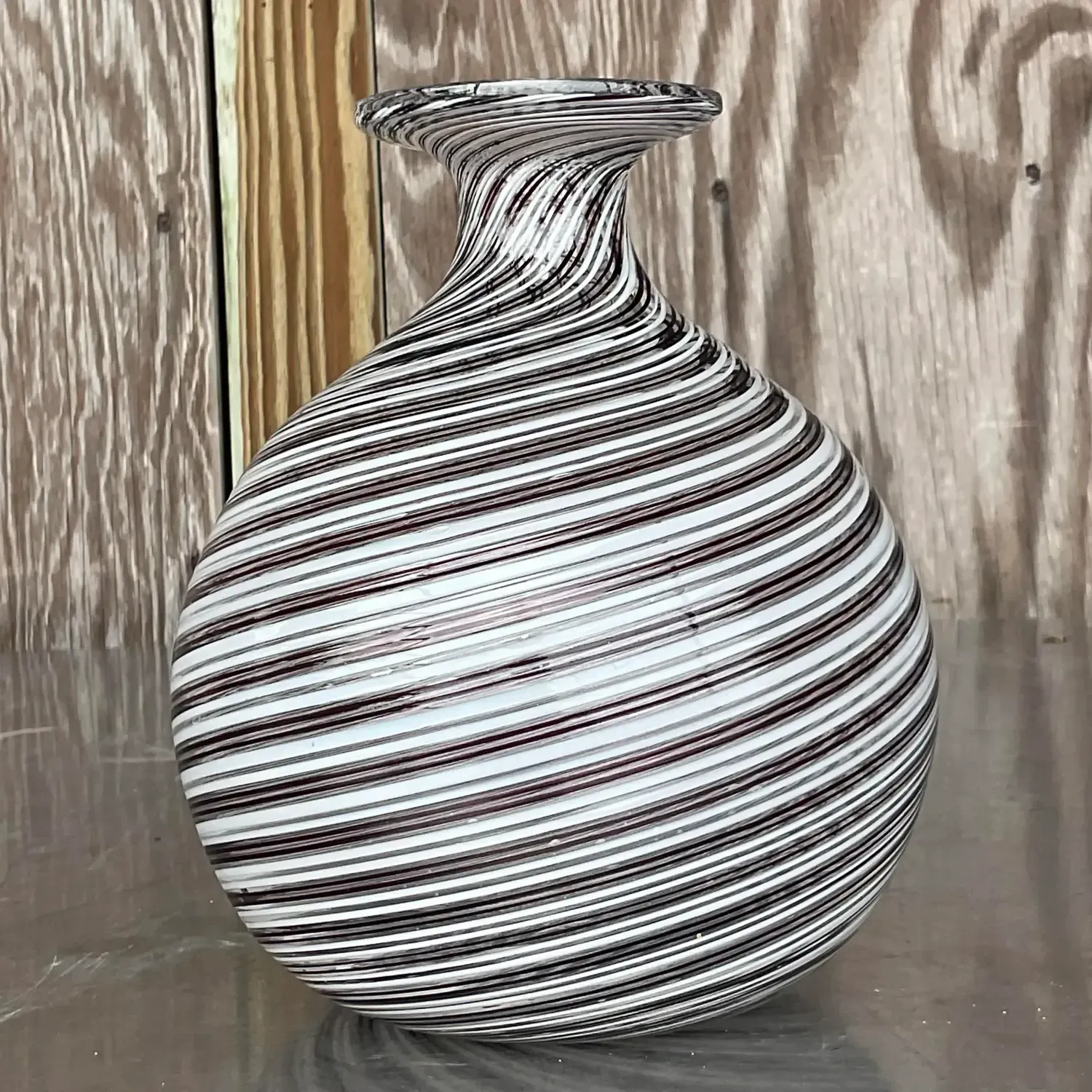 Vintage Boho Signed Swirl Art Glass Vase — additional photo 2