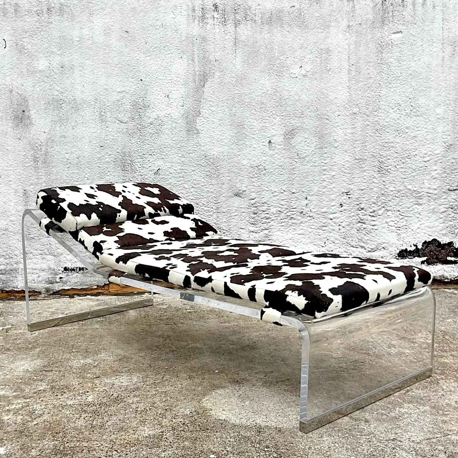 Vintage Boho Slab Lucite Chaise Lounge — additional photo 5