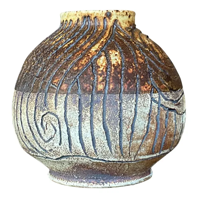 Vintage Boho Studio Pottery Scored Vase — additional photo 1