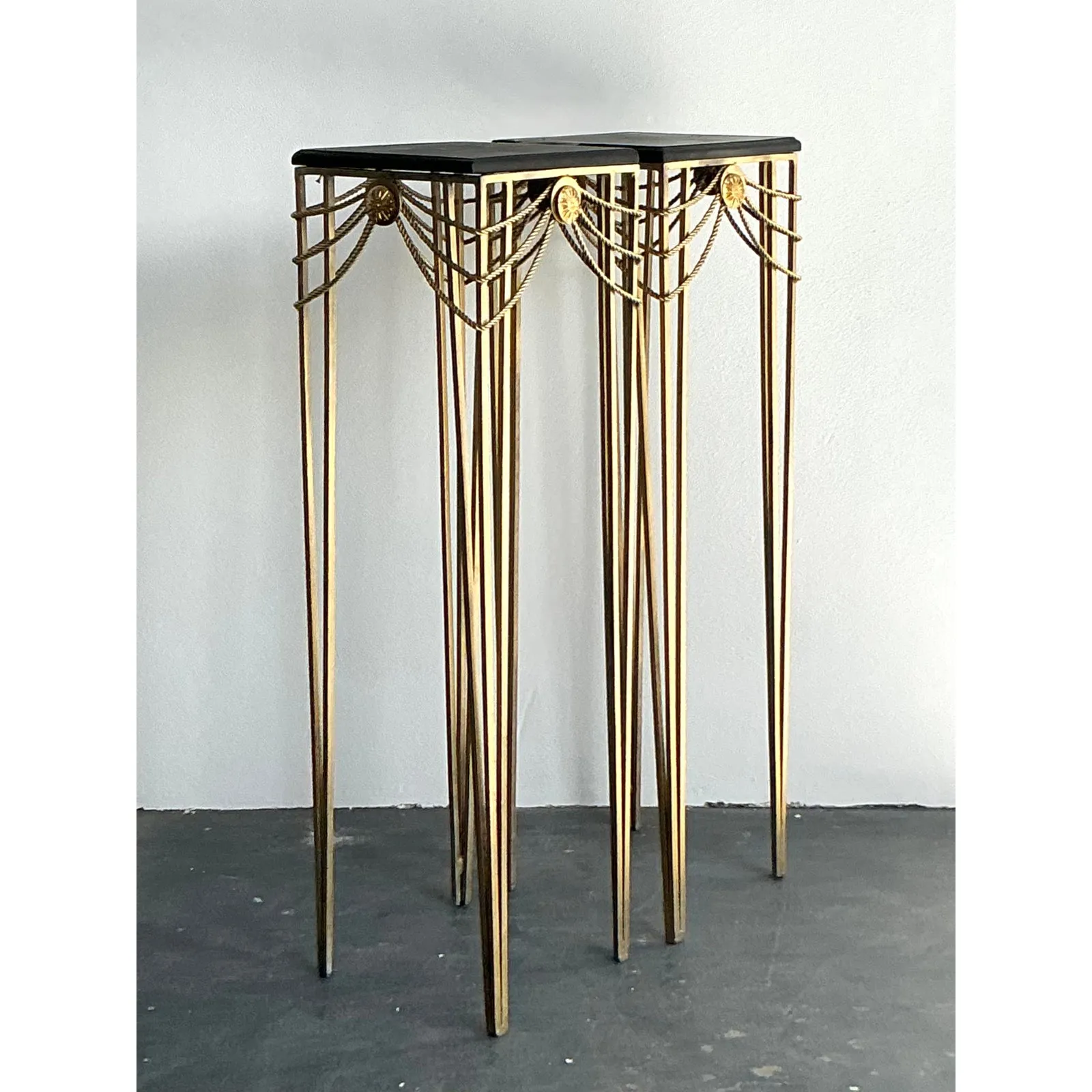 Vintage Boho Swag Medallion Pedestals - A Pair — additional photo 3