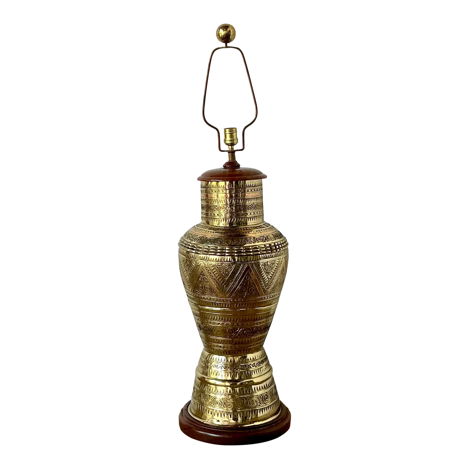 Vintage Boho Tooled Brass Lamp — additional photo 8