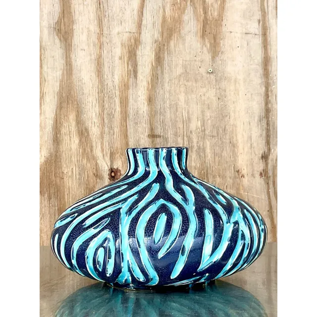 Vintage Boho Wiggles Pottery Vase — additional photo 4