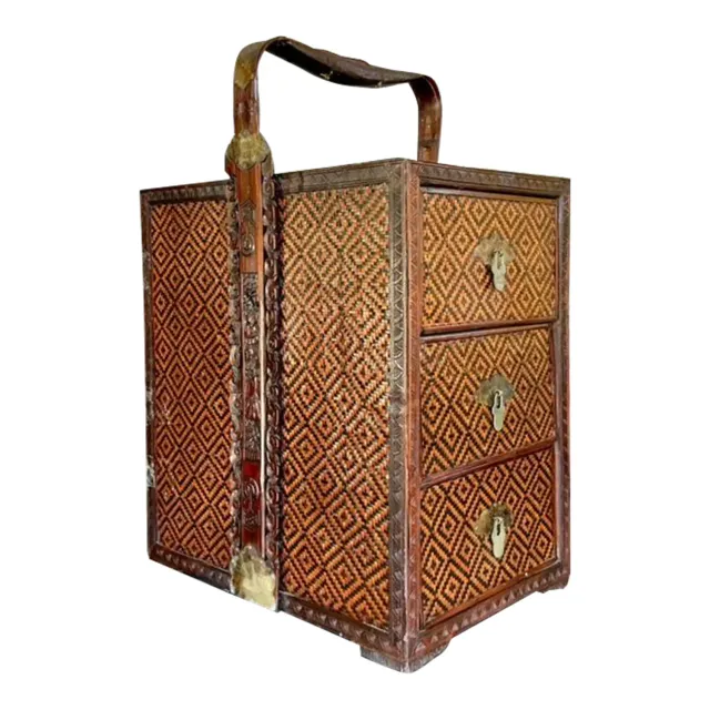 Vintage Boho Woven Rattan Wedding Chest — additional photo 1