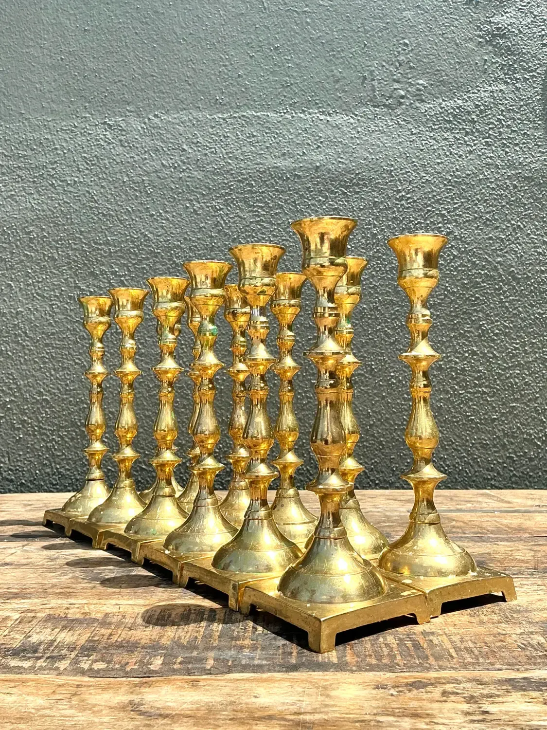 Vintage Brass Centerpiece Candles - Set of 12 — additional photo 4