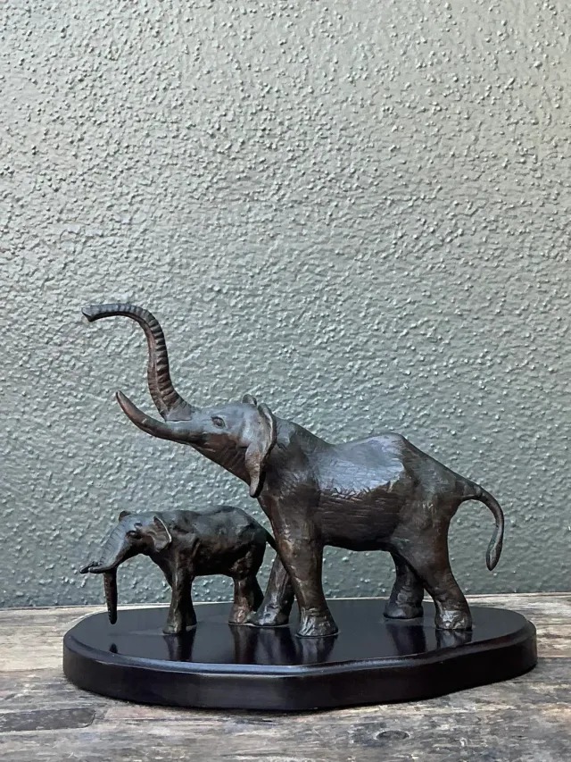 Vintage Bronze Elephant Family — additional photo 4