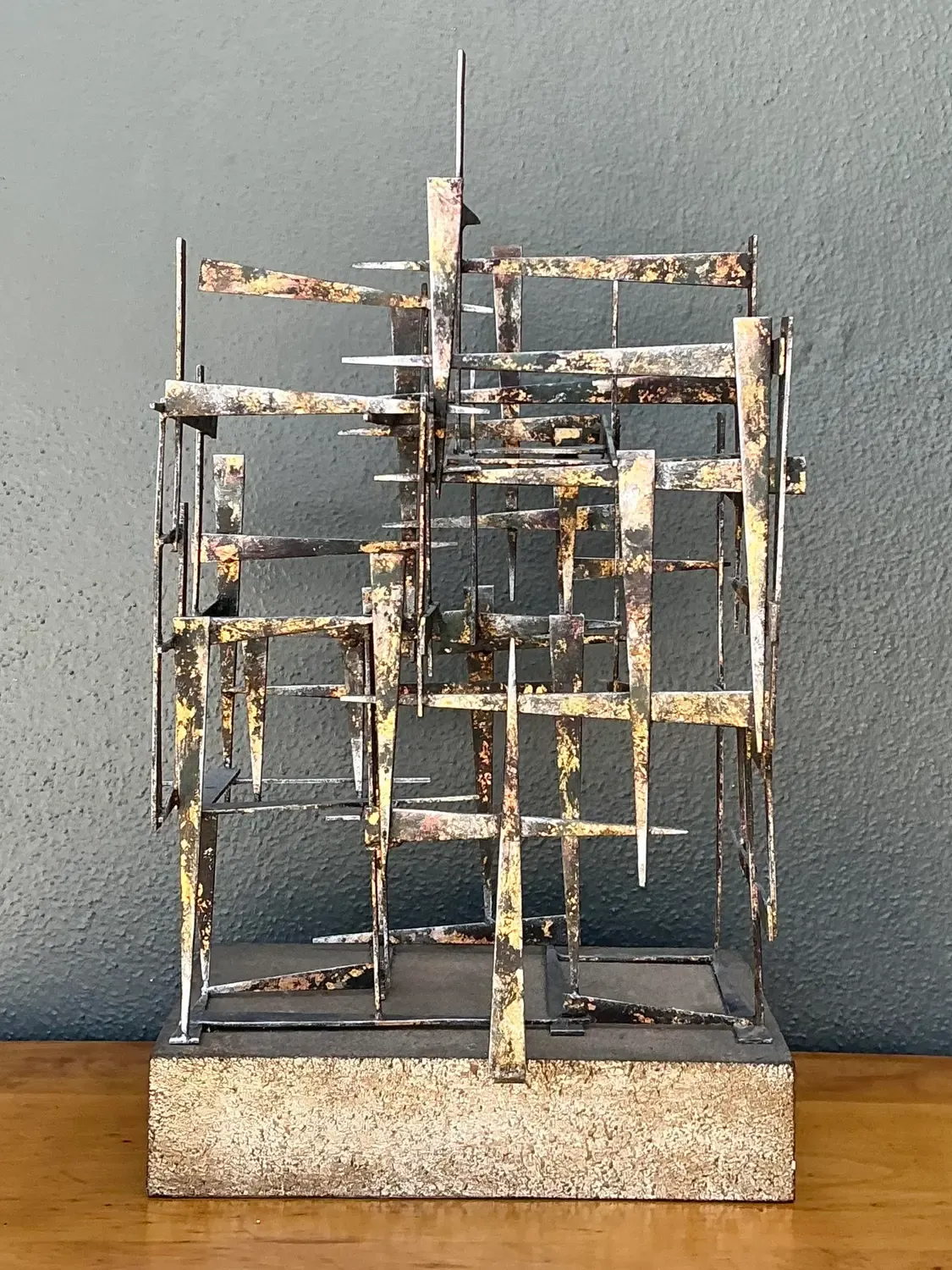 Vintage Brutalist Abstract Sculpture — additional photo 4