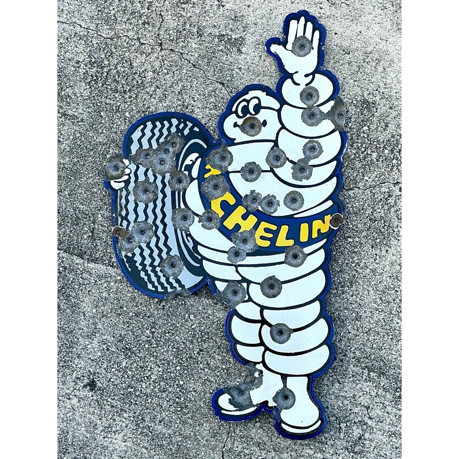Vintage Bullet Anole Michelin Man Wall Sculpture — additional photo 3