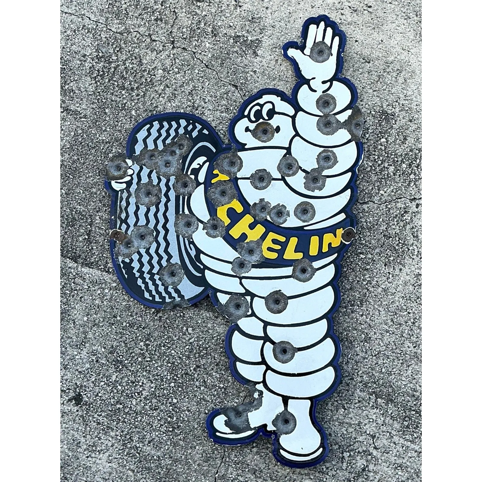 Vintage Bullet Anole Michelin Man Wall Sculpture — additional photo 4