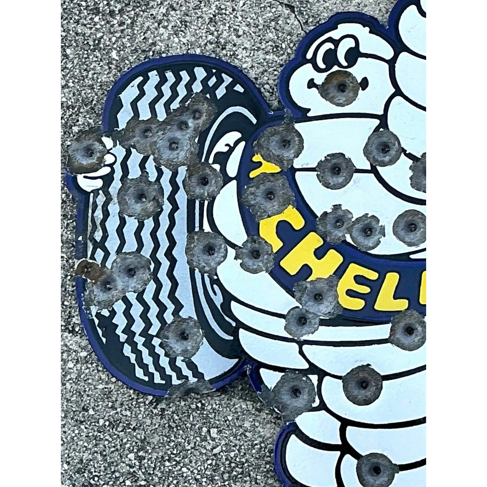 Vintage Bullet Anole Michelin Man Wall Sculpture — additional photo 2