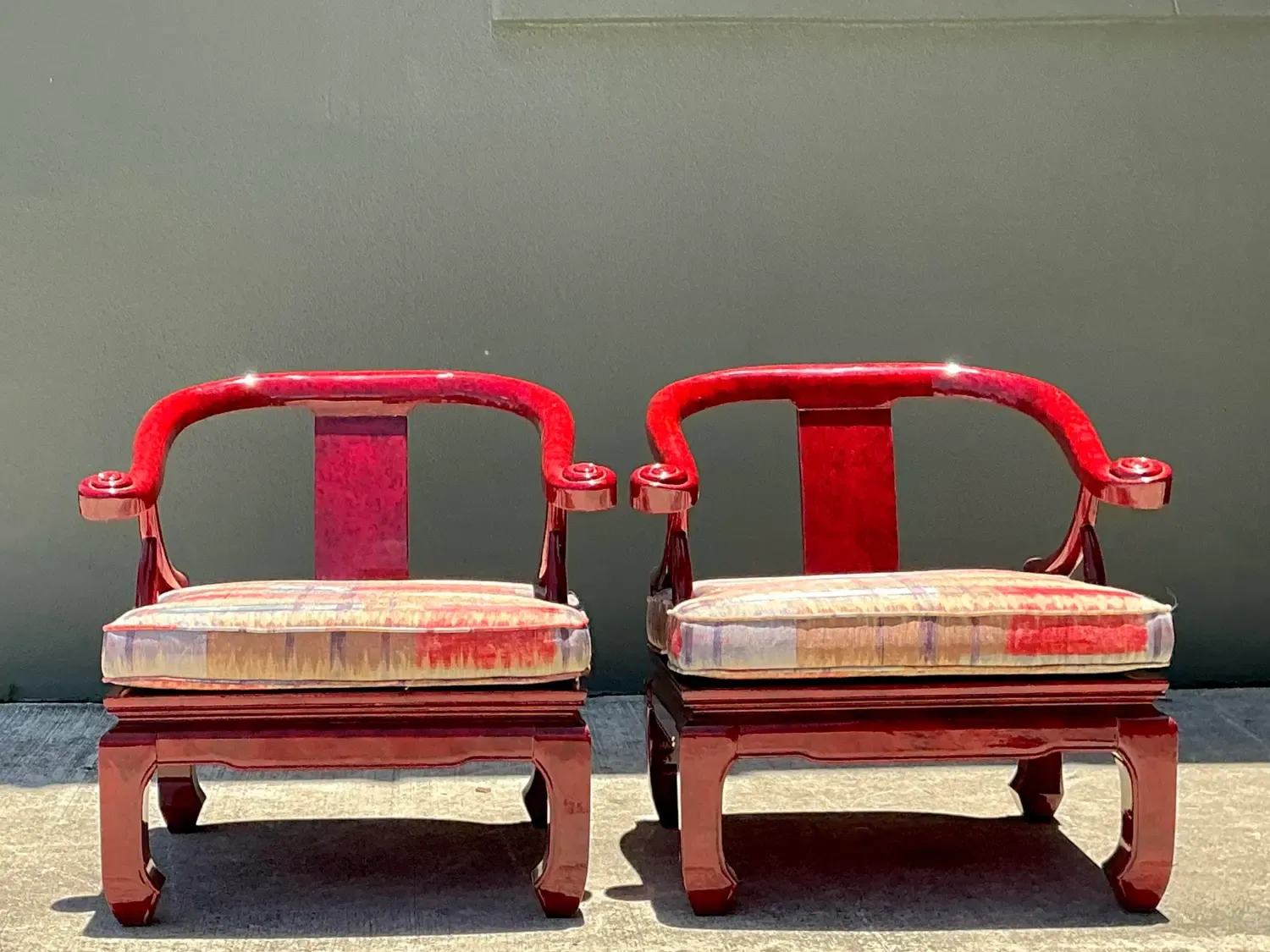 Vintage Candy Apple Lacquer Horseshoe Chairs After James Mont - A Pair — additional photo 2