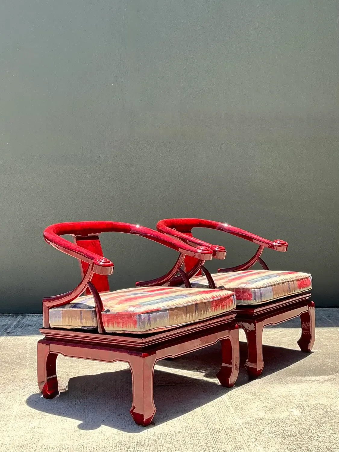 Vintage Candy Apple Lacquer Horseshoe Chairs After James Mont - A Pair — additional photo 4