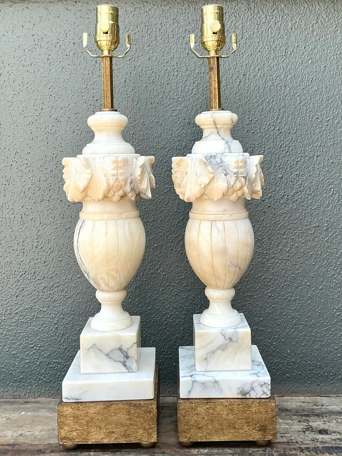Vintage Carved Alabaster Leaves Lamps - A Pair — additional photo 2